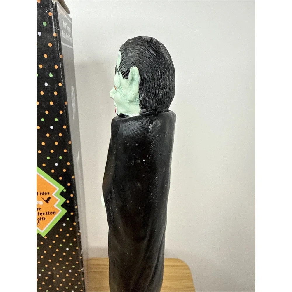VTG 90s Vampire Halloween Hand Painted‎ Resin Pencil Figure 10